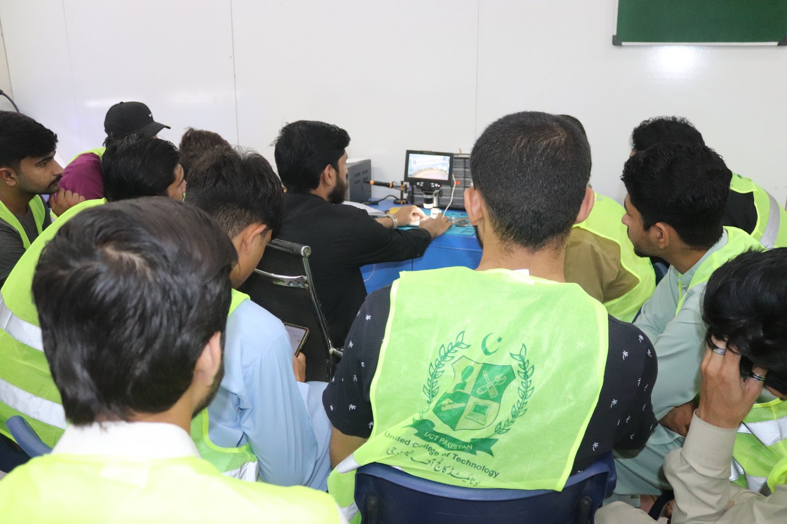 Mobile Repairing Course